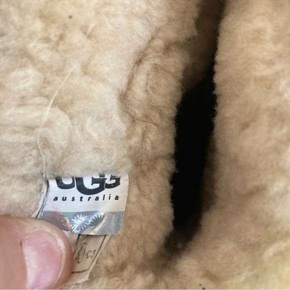 UGG Sz 9 Rianne Shearling Lined Leather Front Wrap Lace Ankle Booties - Picture 15 of 16